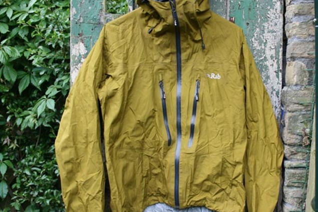 春先取りの Rab | Review | Jacket Momentum ジャケット・アウター