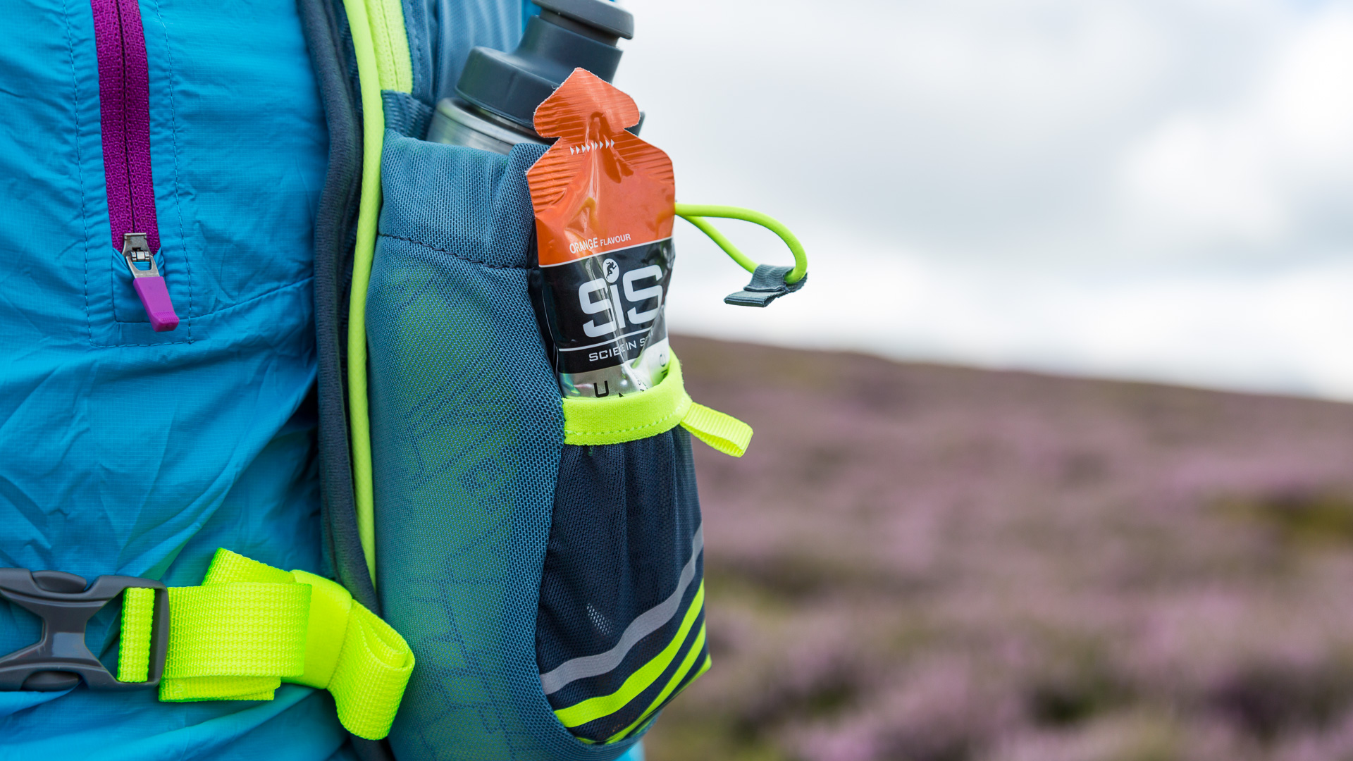 nathan fireball hydration vest