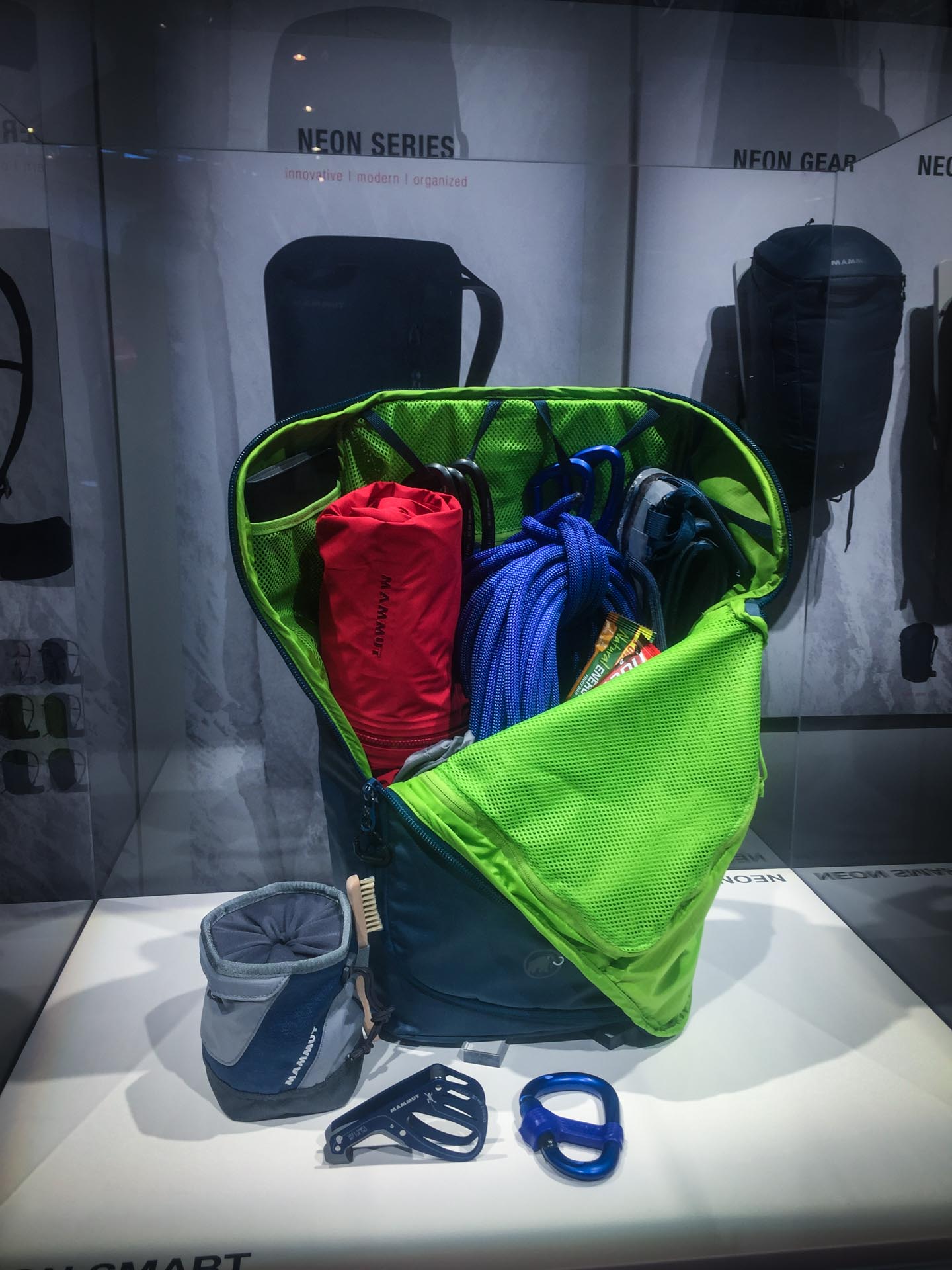 Mammut Neon Smart climbing pack