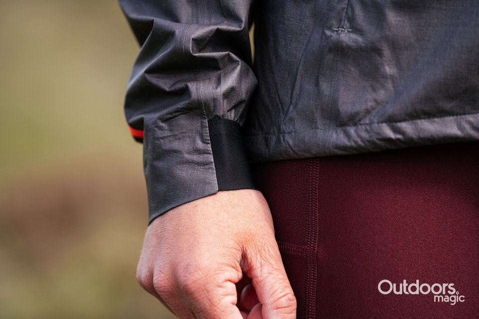 best lightweight waterproof jackets: Gore R7