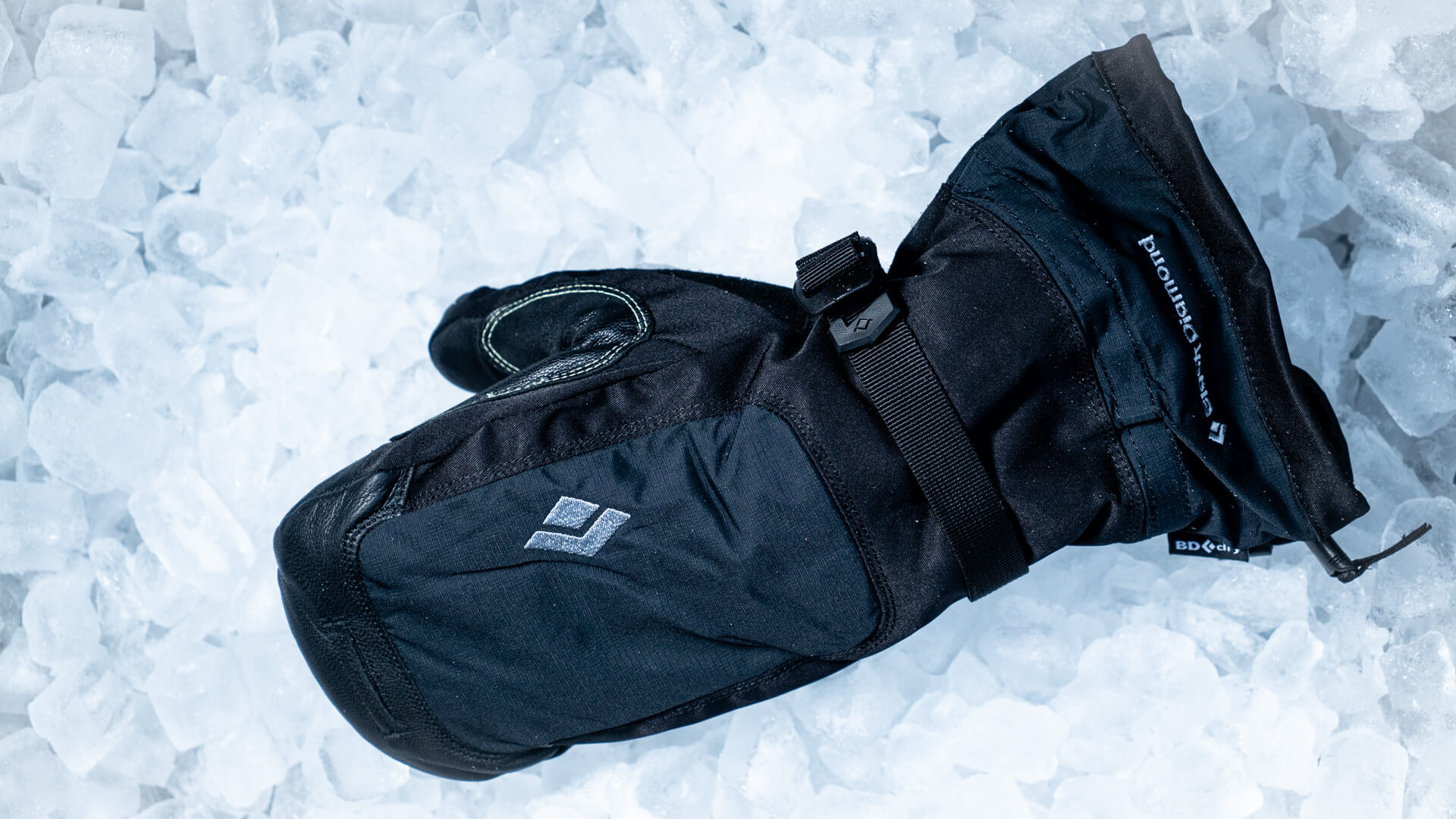 winter-gloves-mitts-2019-mike-brindley-26
