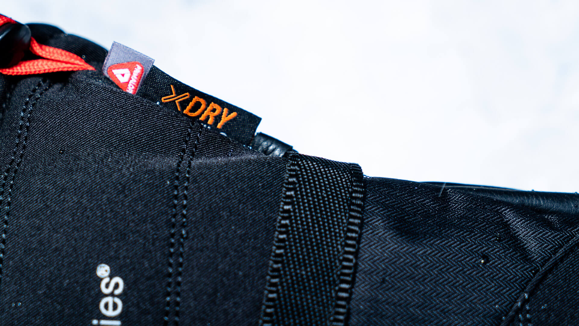 winter-gloves-mitts-2019-mike-brindley-6