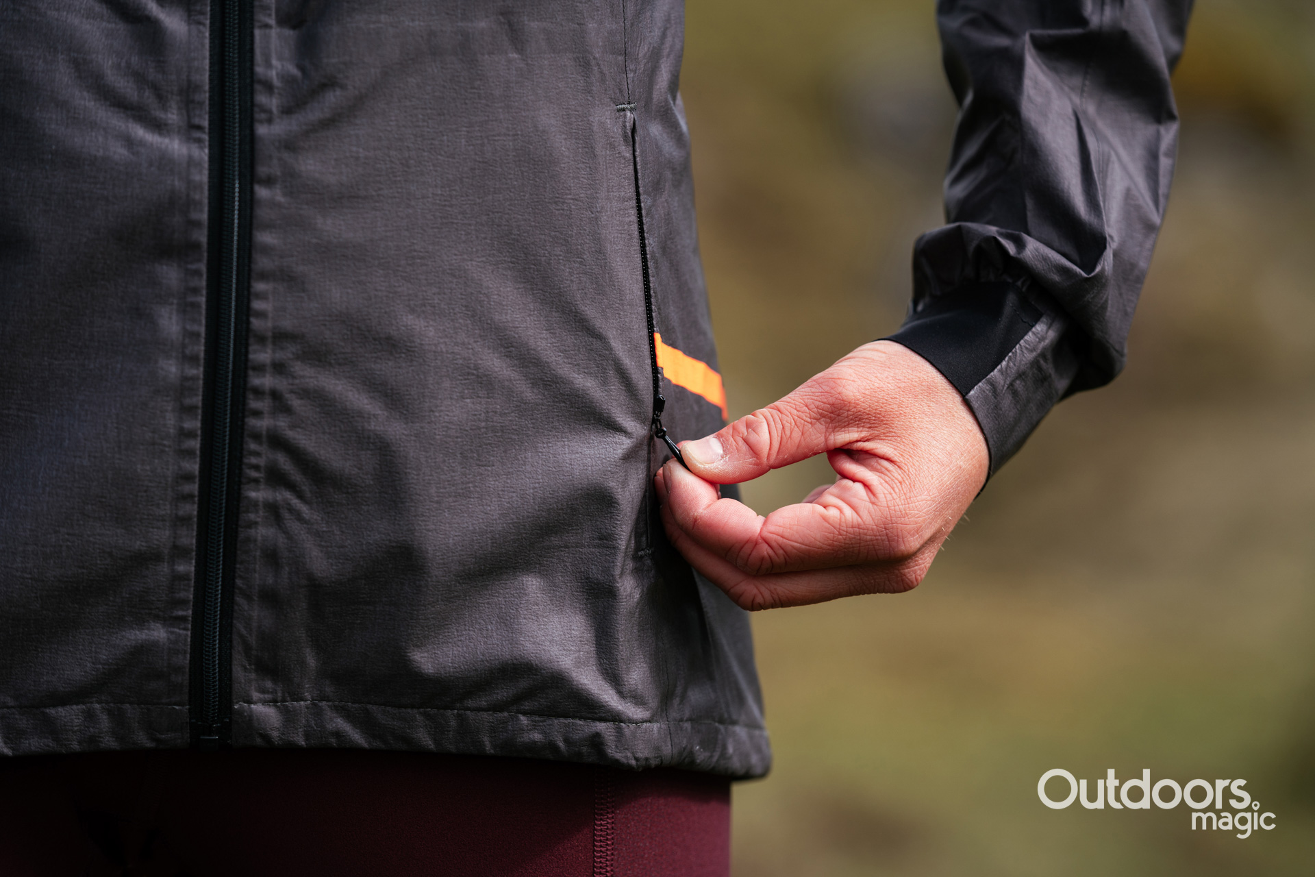 Gore R7 ShakeDry Jacket | Review | Gore R7 ShakeDry Jacket | Review |