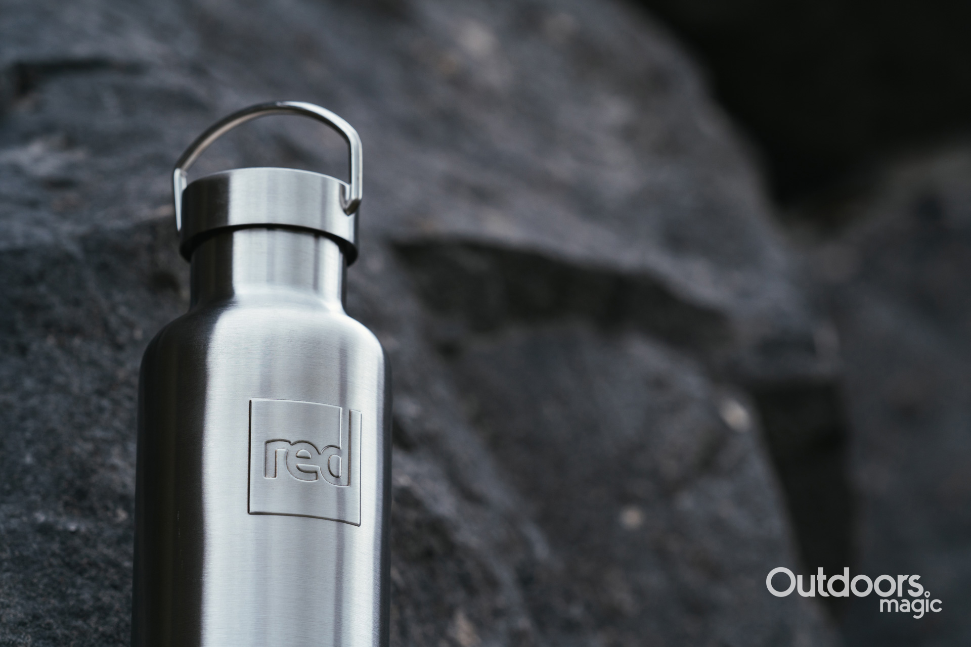 red-insulated-drinks-bottle-review