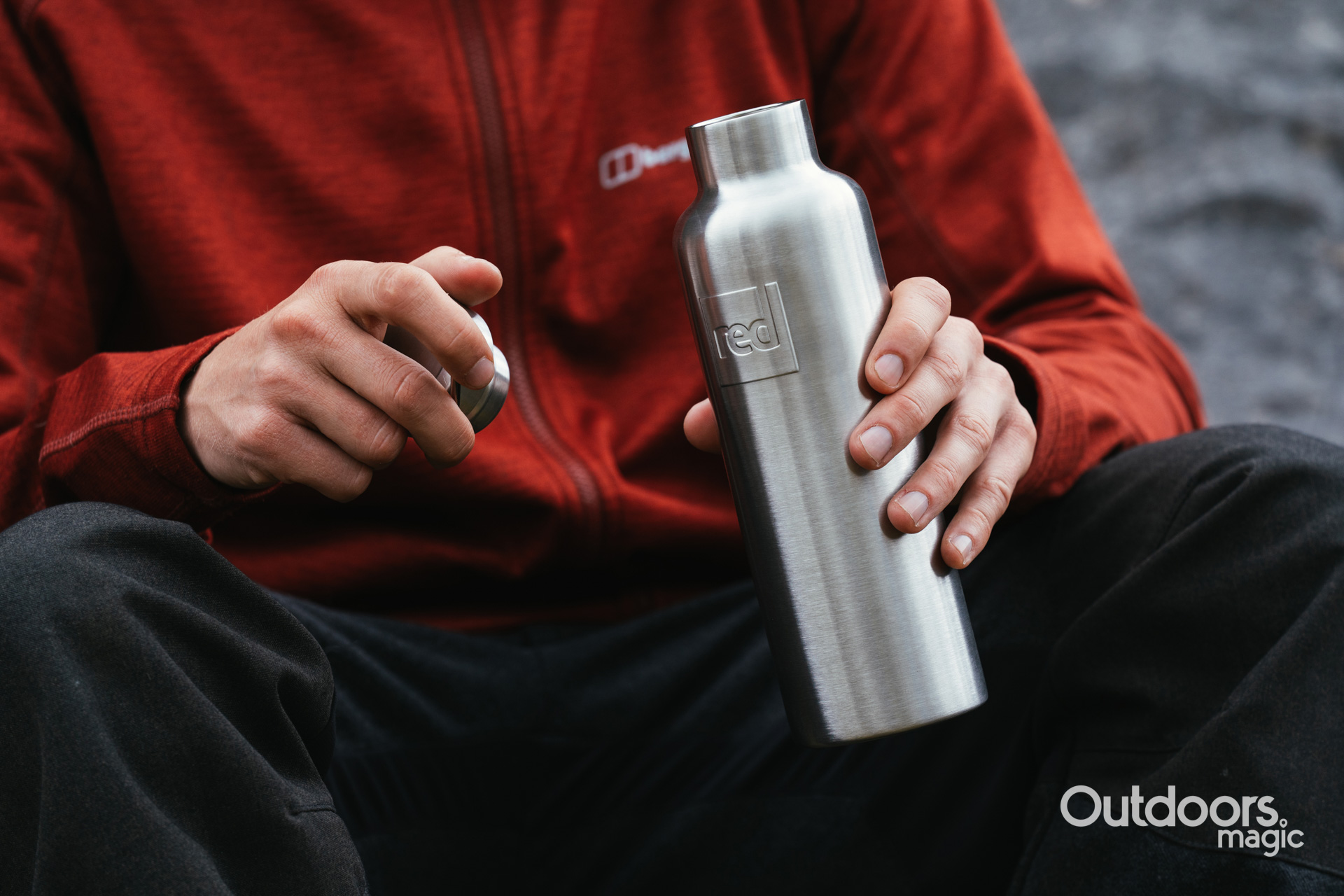 red-insulated-drinks-bottle-review