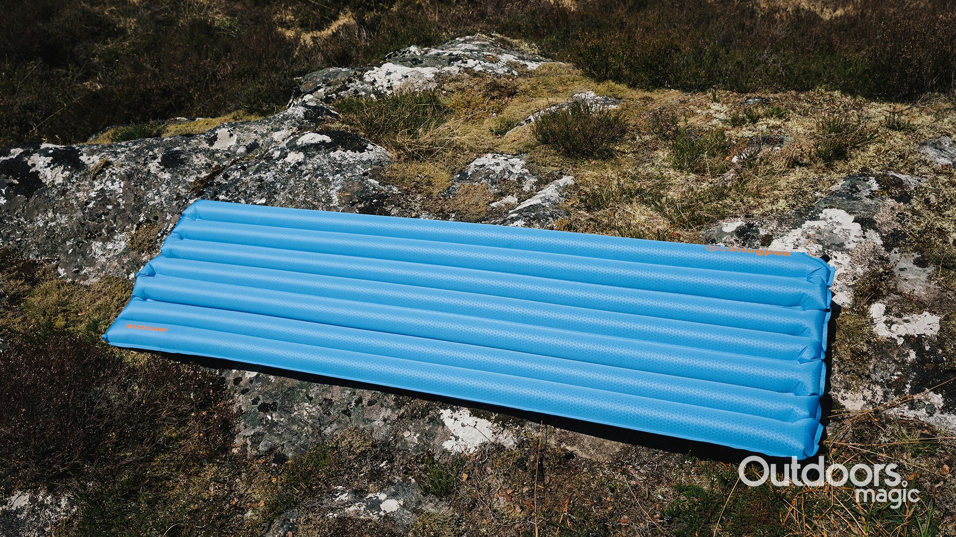 Best Backpacking Sleeping Mats | Snugpak Airmat
