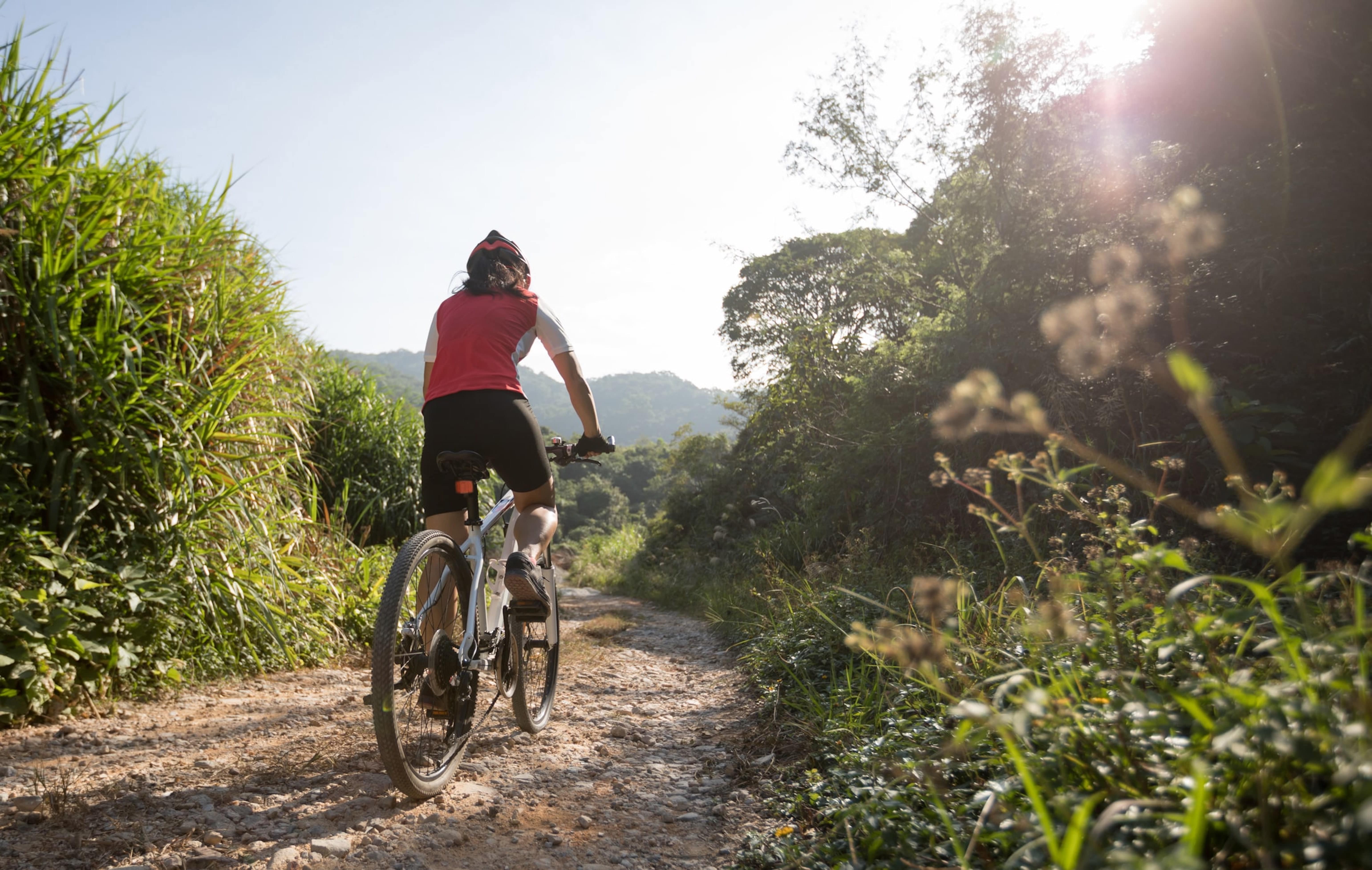 Menstruation On The Trail Eco-Friendly Sanitary Options For Long-Distance Trekking, Thru-Hiking, Wild Swimming, And More