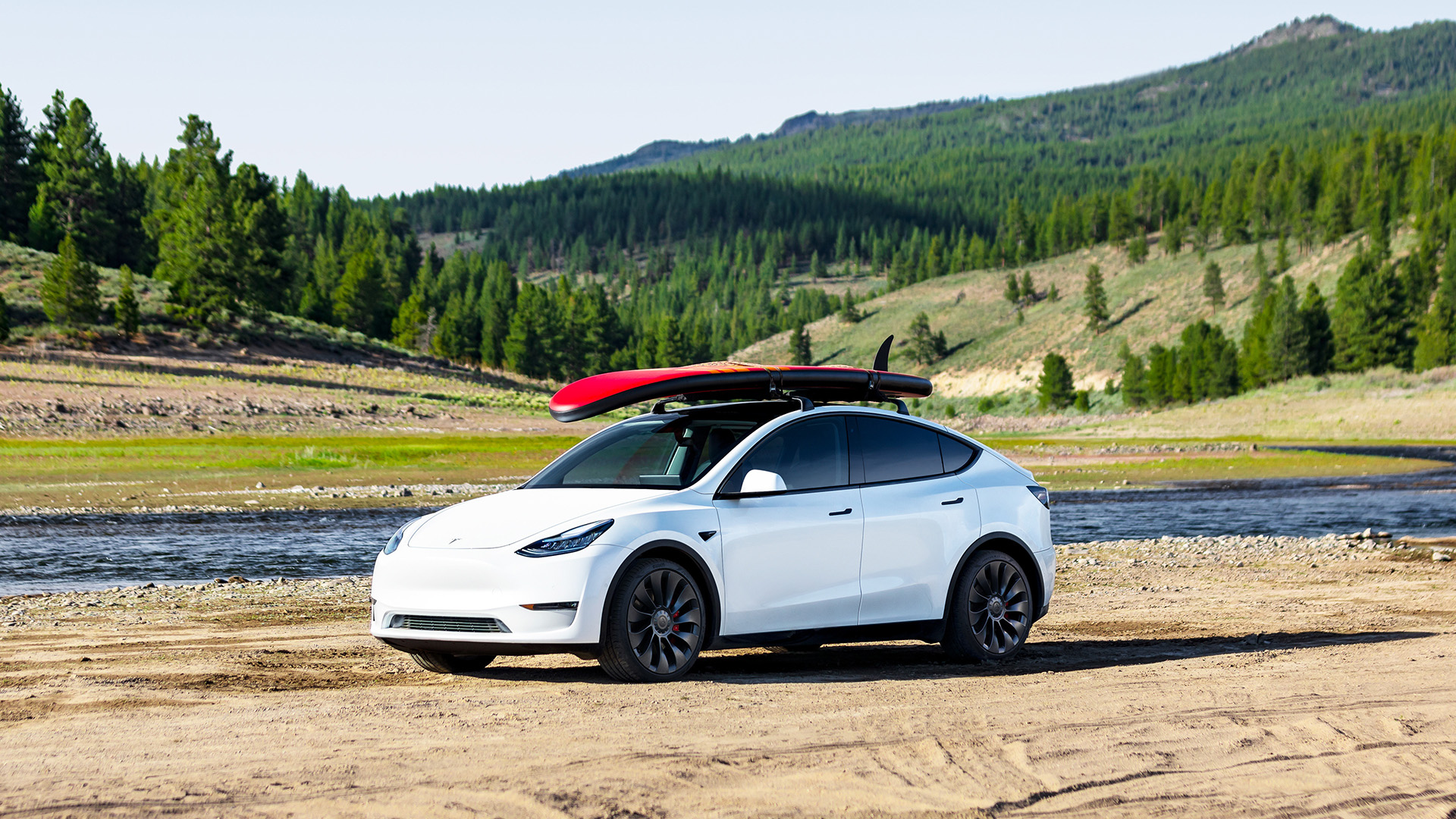 Tesla model Y Kayak Rooftop