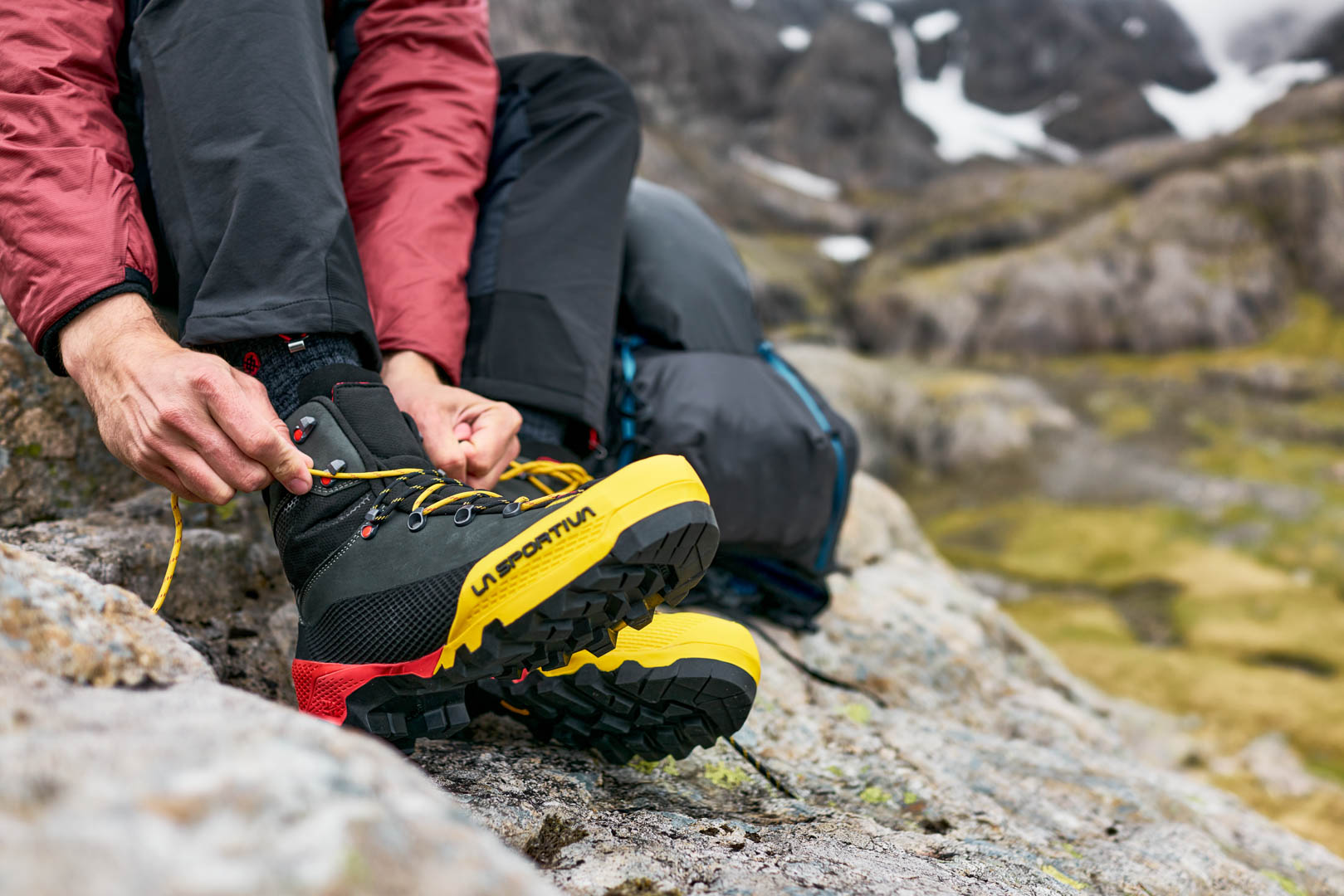 LA SPORTIVA - 登山靴　LA SPORTIVA AEQUILIBRIUM ST GTX Amazon.com | La Sportiva Mens Aequilibrium ST GTX