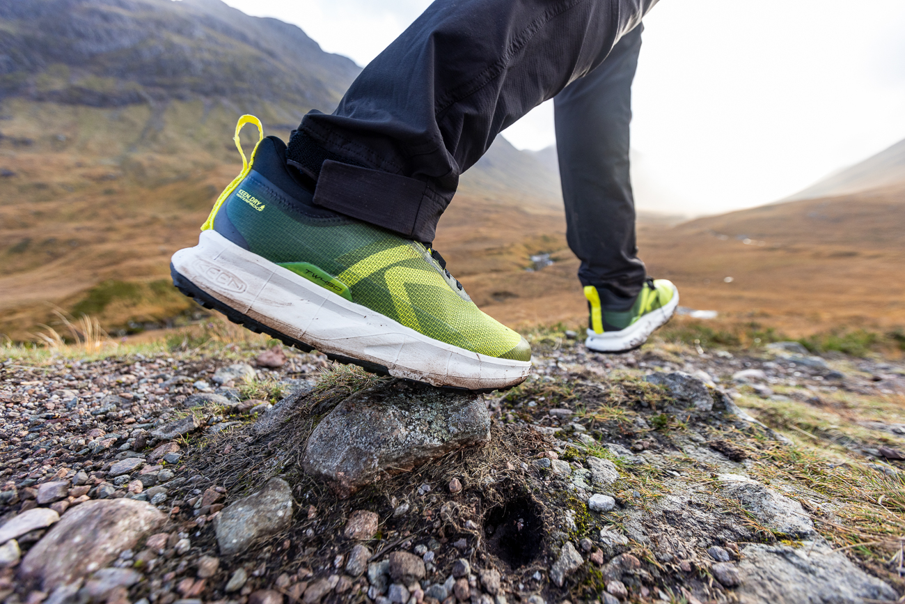 Keen 450 Dirt Hiking Shoe Review